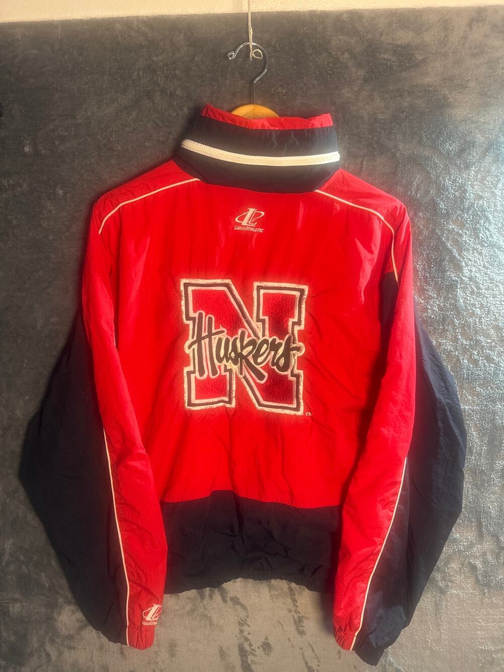 VTG 90s Nebraska Cornhuskers Logo Athletic Hooded Jacket Windbreaker Large RED